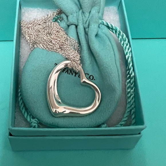 🌸 Authentic Tiffany & Co. Peretti Open Heart Pendant On Mesh Chain - Picture 3 of 10